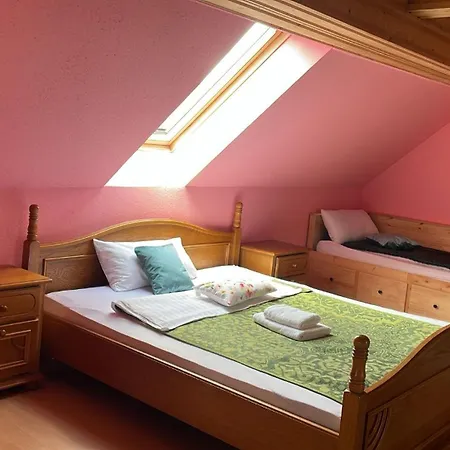 Freinestwaldviertel Appartement *
