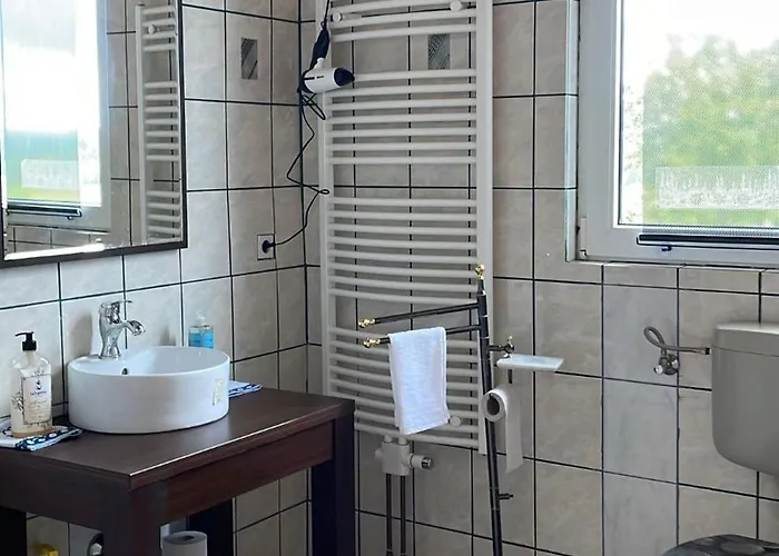 Freinestwaldviertel Apartment Hoheneich